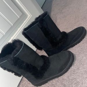 Black fuzzy Ugg Boots